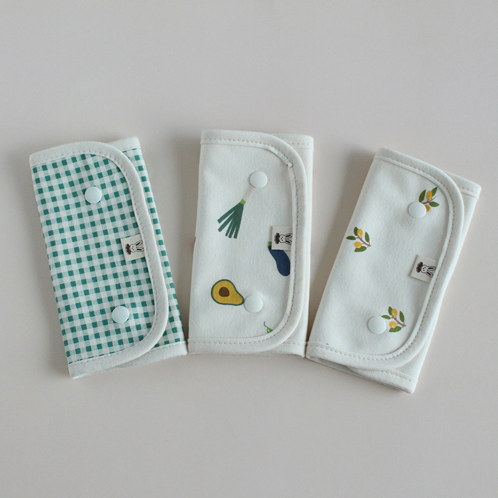 아기띠침받이 에르고 호환 침패드 카시트 안전벨트 커버 아이보리침받이