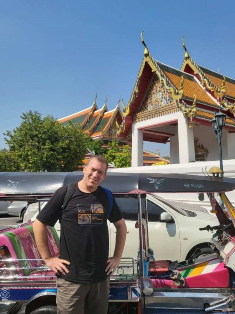 태국 2시간 툭툭 투어로 방콕의 구시가지를 경험해보세요: 자이언트 스윙, 차이나타운, Pak Khlong Talat 이미지 2