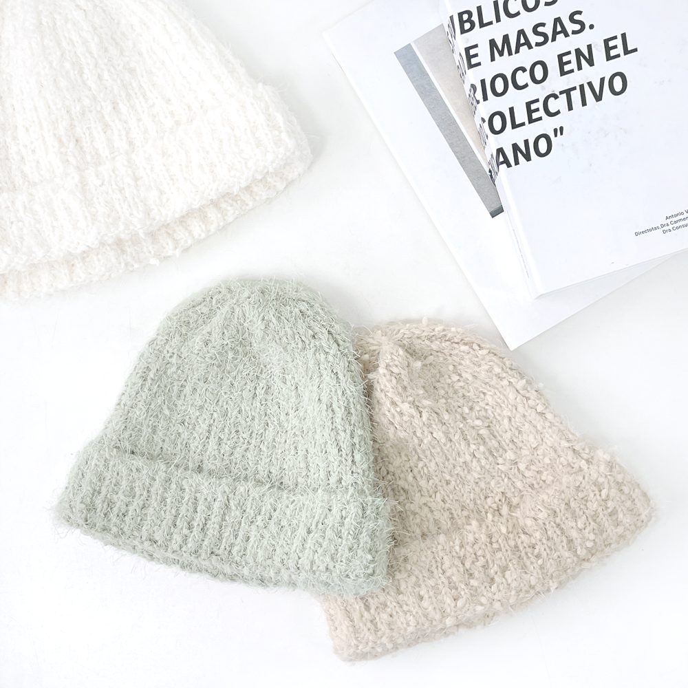 폼폼 부클 날개사 여성 겨울 울 니트 비니