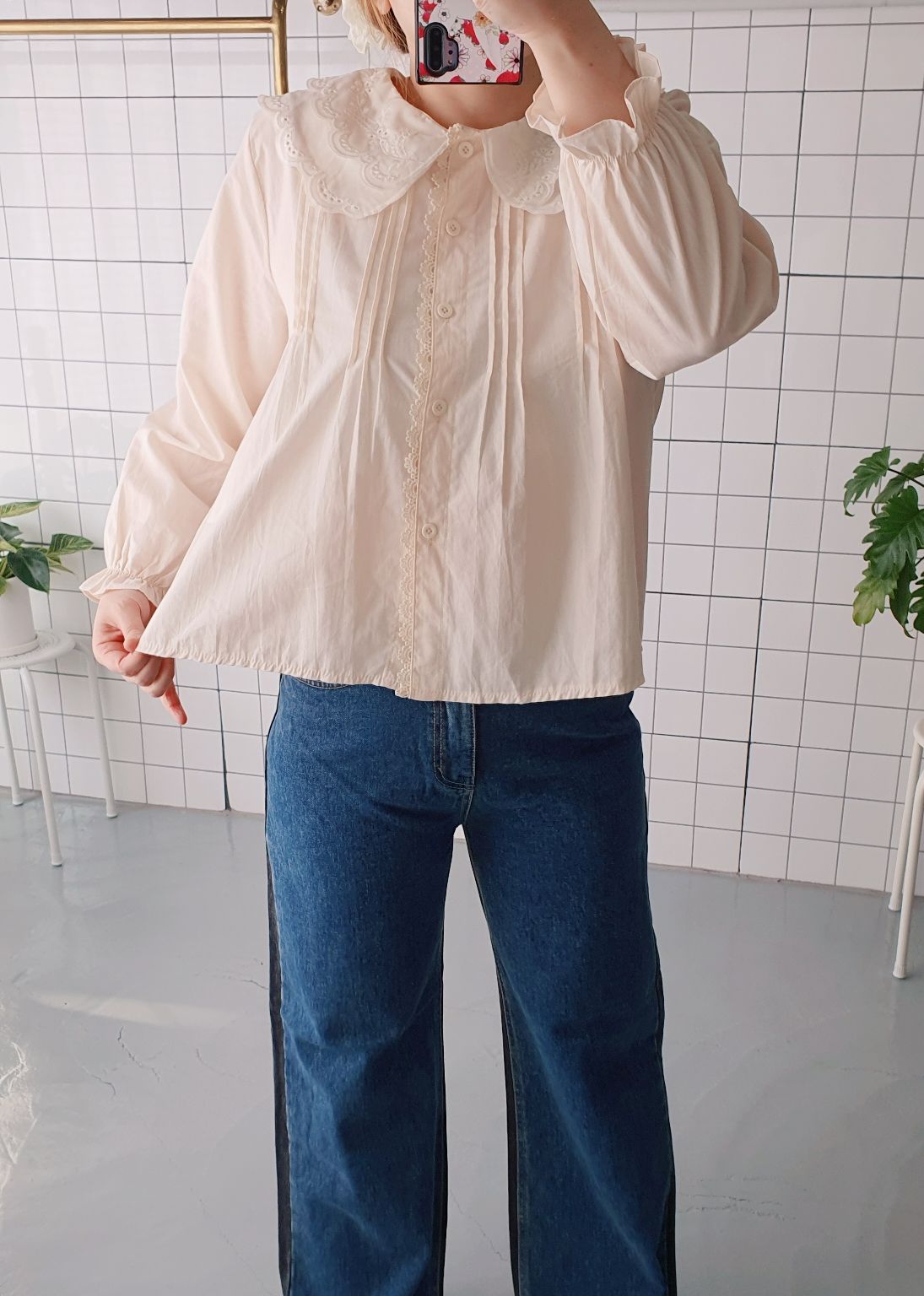 레이스 카라 핀턱 면 블라우스 이미지 2