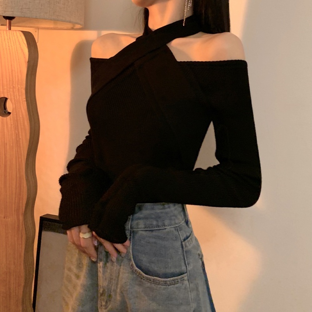 홀터넥 니트 크로스 어깨트임 쇄골 절개 마이데몬 도도희 김유정 옷 이미지 2