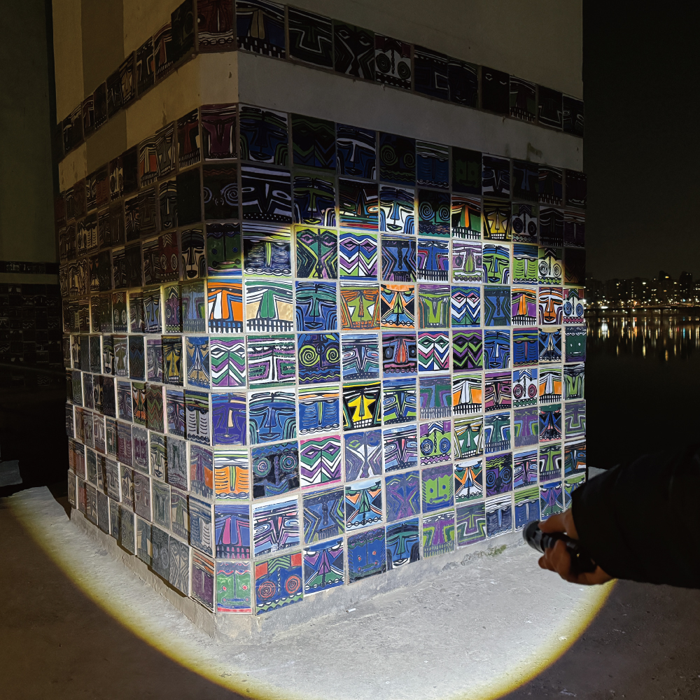 Z01 소형 LED 손전등 작업용 자석 후레쉬 충전식 줌 라이트 정비 고휘도 납품 랜턴