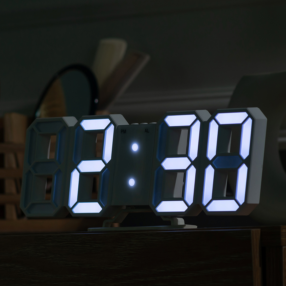 플라이토 와이파이 인테리어 LED 탁상시계 디지털 무소음 전자 알람 넘버링