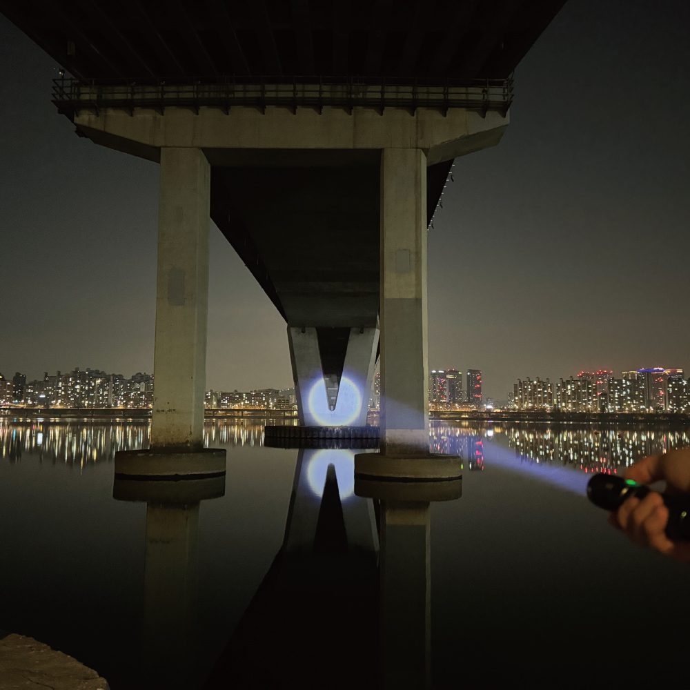 Z1 LED 후레쉬 충전식 C타입 자석 휴대용 손전등 A세트 이미지 3