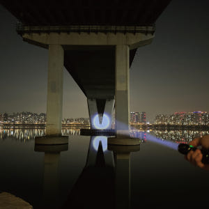 Z1 LED 후레쉬 충전식 C타입 자석 휴대용 손전등 A세트 운동러 솔직 후기 | 실사용 리뷰 - 상품 이미지 3