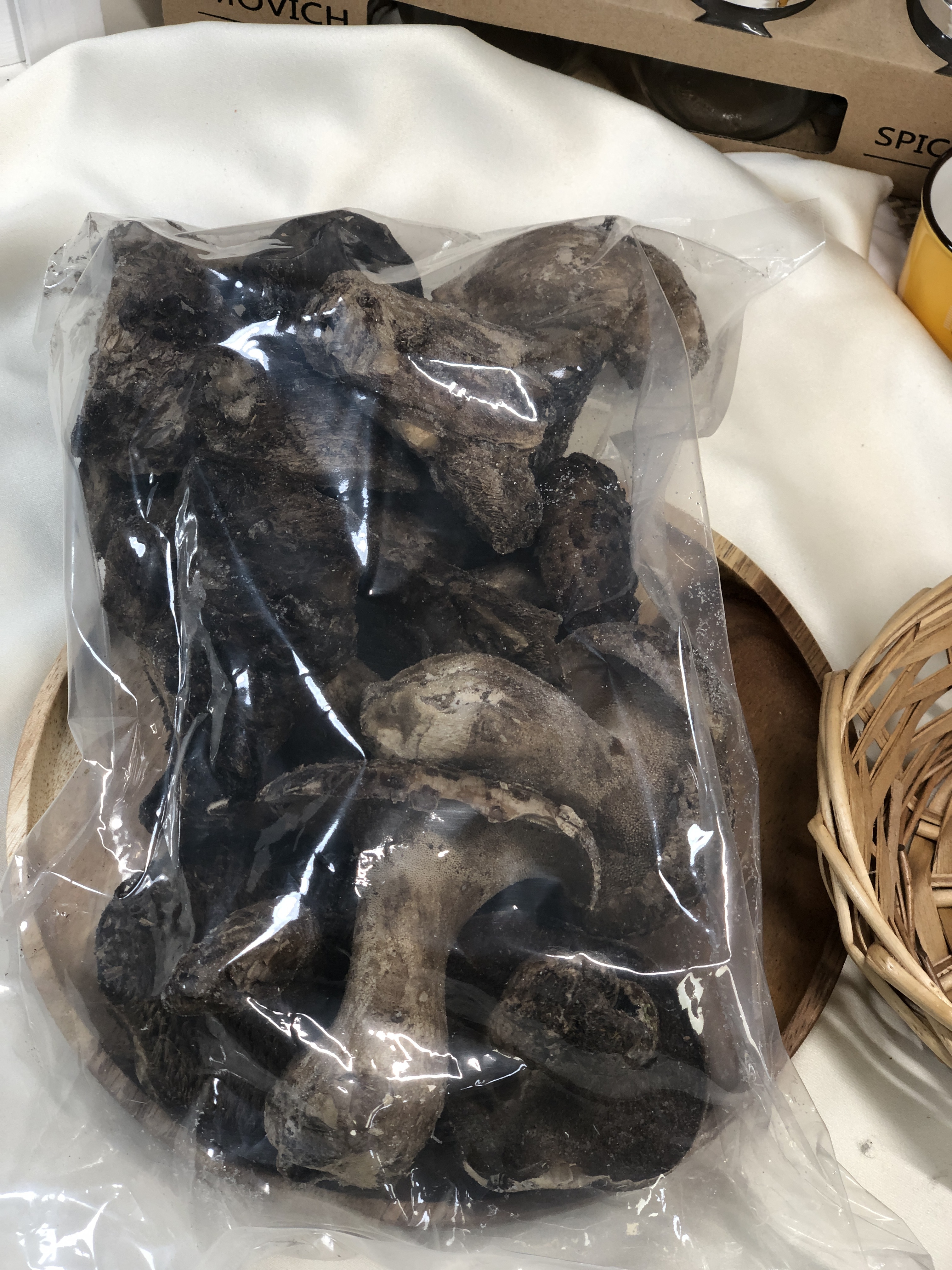 자연산 특A급 능이버섯 1kg 냉동능이 능이 효능 삼계탕재료 산나물 식자재마트 홀세일 - 상세 이미지 5