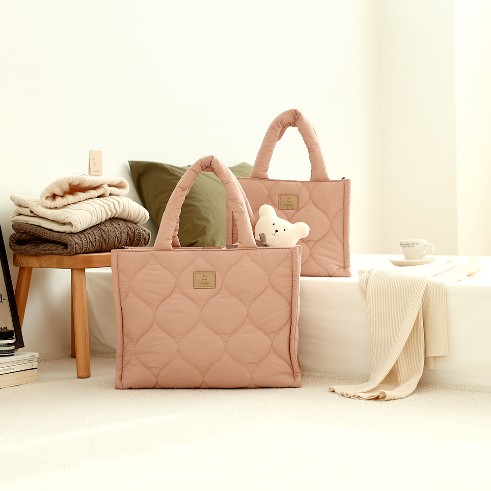 마롤로뜨 패딩 기저귀 가방 생활방수 아기 가벼운 국민 숄더백 M 베이지