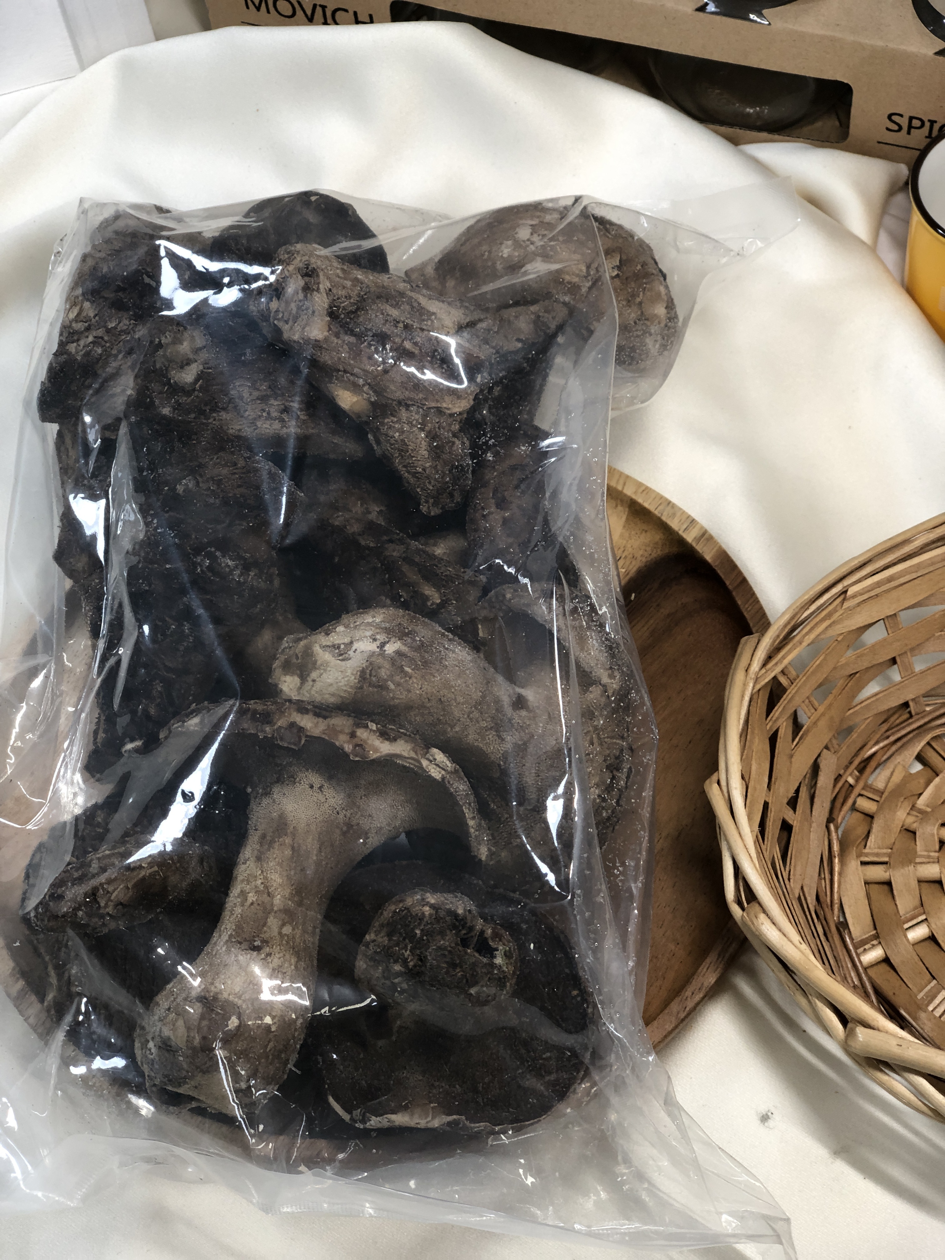 자연산 특A급 능이버섯 1kg 냉동능이 능이 효능 삼계탕재료 산나물 식자재마트 홀세일 - 상세 이미지 3