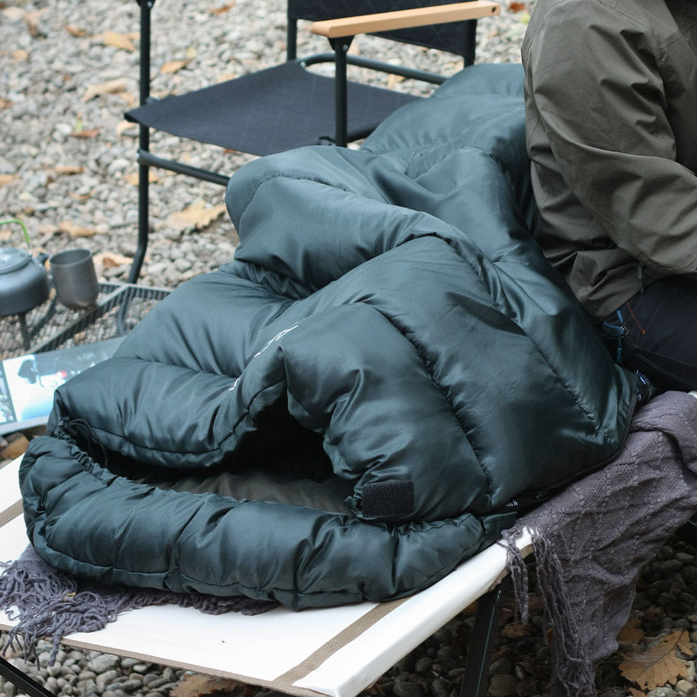 침낭 내부 디테일 컷