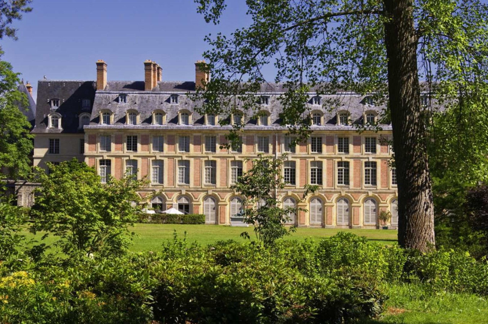 프랑스 파리에서 출발하는 교통편과 오디오 가이드가 포함된 퐁텐블로와 보 르 비콩트 당일 여행 이미지 4