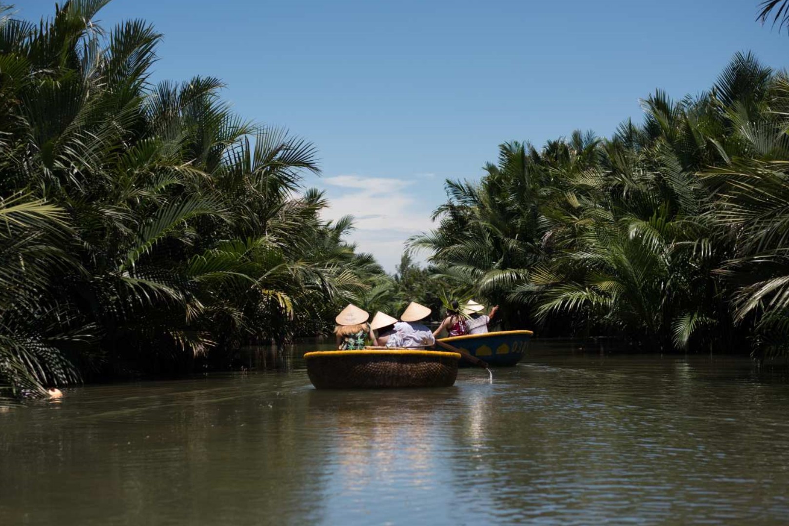 베트남 코코넛 바구니 보트, 호이안/다낭에서 출발하는 보트 탑승 및 야시장이 포함된 웅장한 호이안 밤 이미지 2
