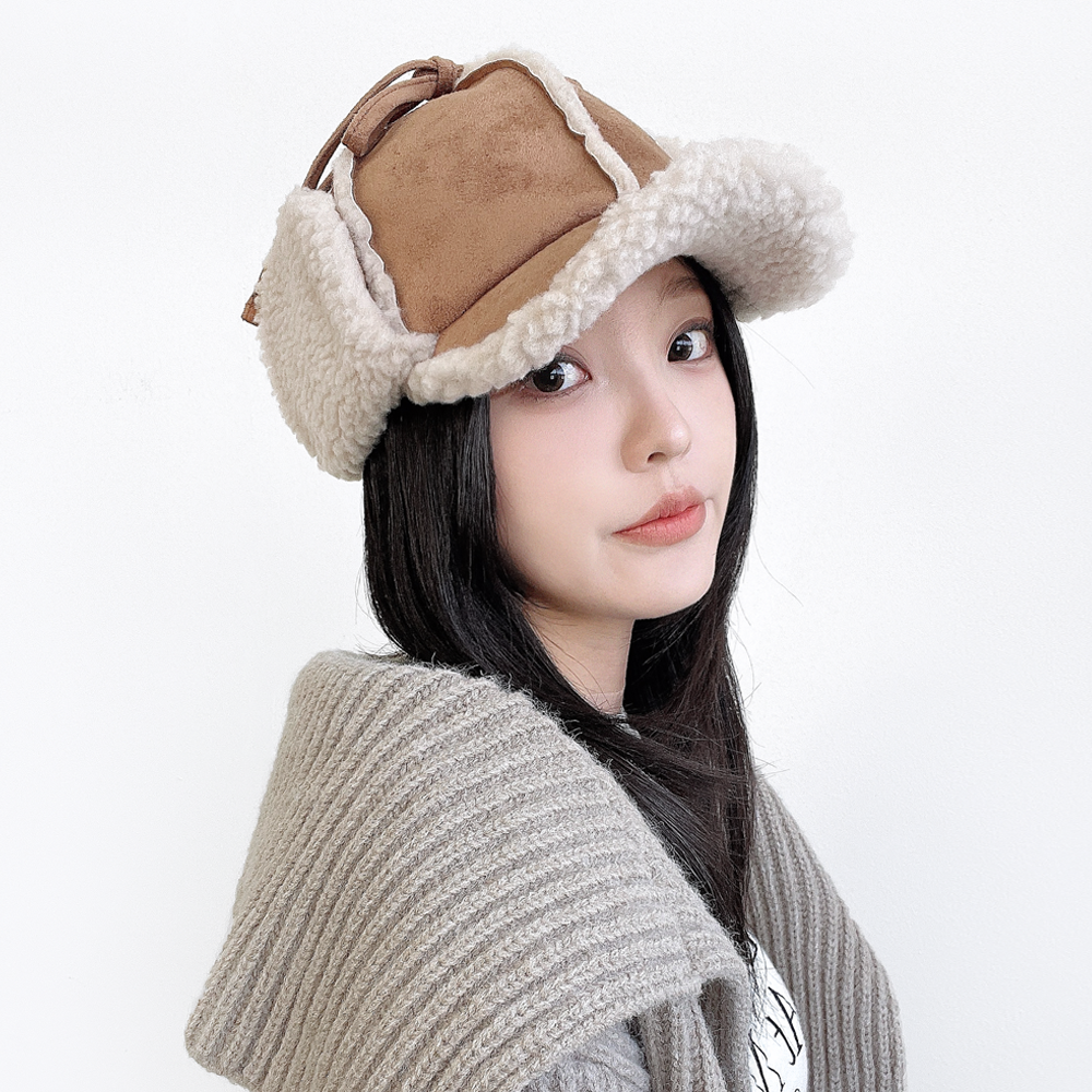 케린 무스탕 여성 겨울 모자 방한 캡 군밤 귀도리 이어머프 캡 - 상세 이미지 2