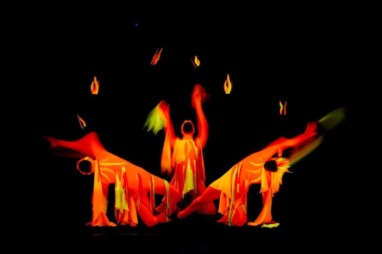 체코 프라하 | 블랙 라이트 극장 - 와우 쇼 이미지 4