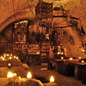 체코 무제한 음료가 포함된 중세식 저녁 식사 솔직 후기 | 실사용자 리뷰 분석 - 상품 이미지 1