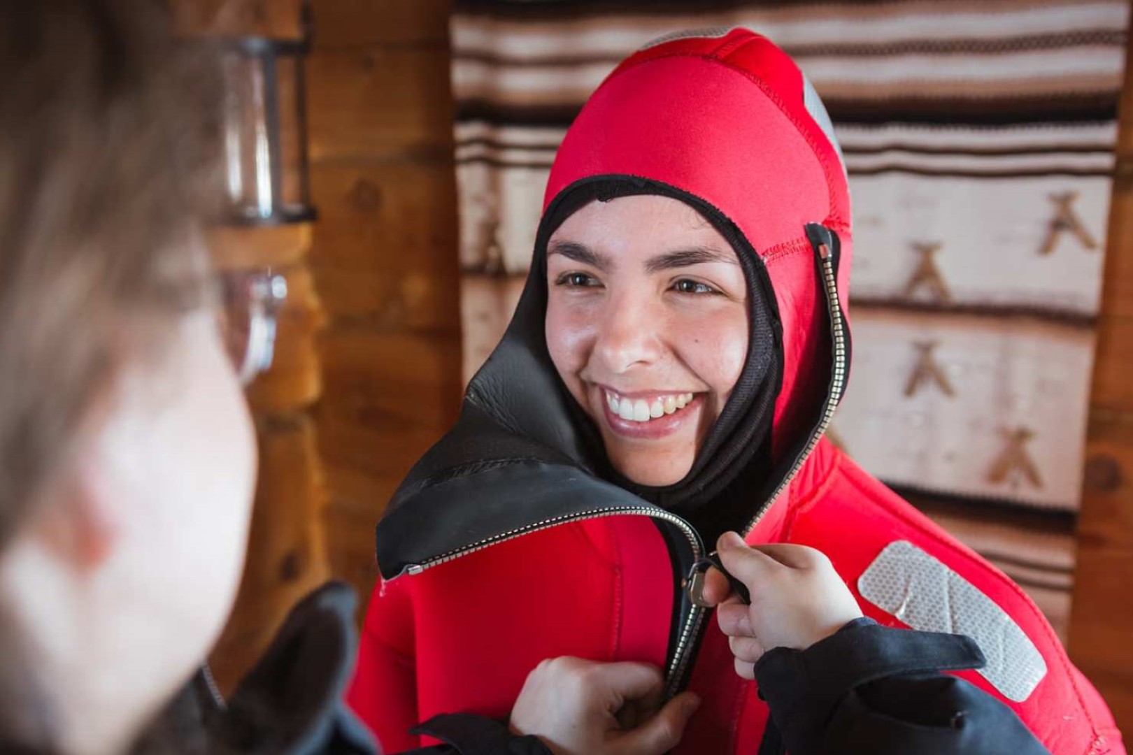 핀란드 로바니에미에 떠있는 오로라 얼음 이미지 2