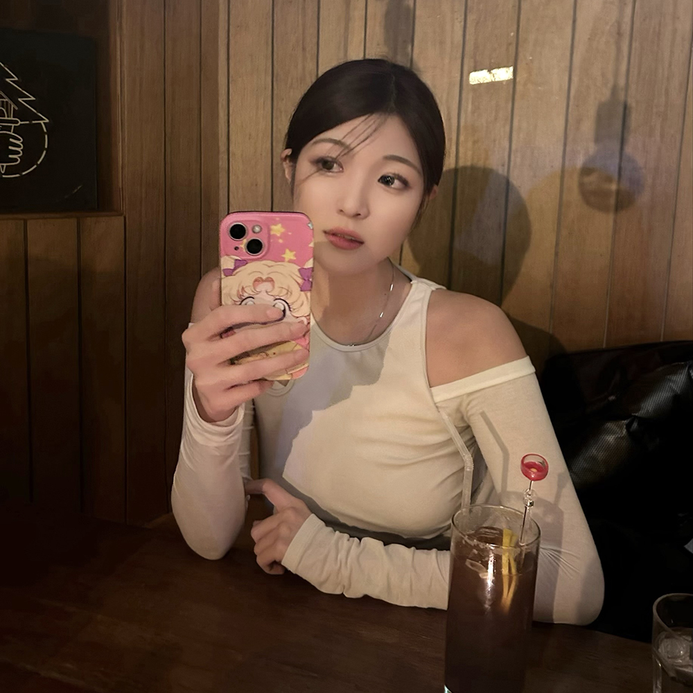 아이폰15 케이스 캐릭터 풀커버 베이비세일러문 - 상세 이미지 5
