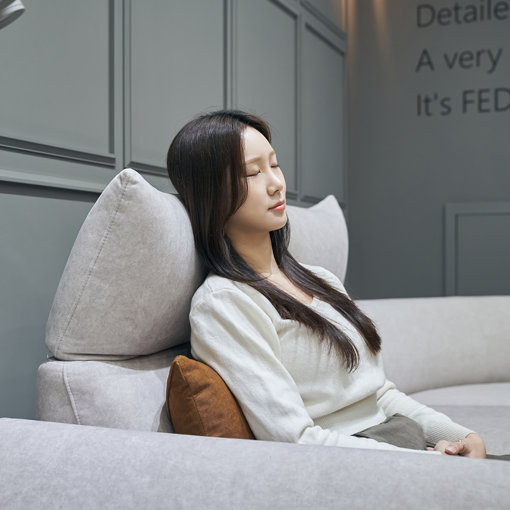 페다 로엔 코브라 4인용 아쿠아텍스 패브릭 소파