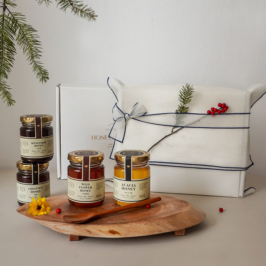 허니바이허니 국산 자연 벌꿀 부모님 선물 880g 아카시아 감로 설 설날 명절 선물 세트 제품 이미지