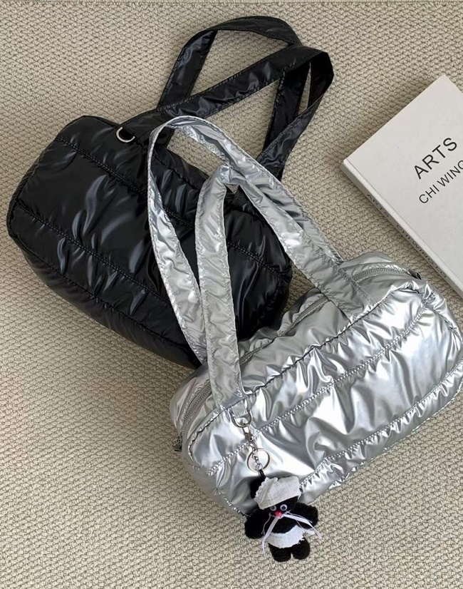 가벼운 데일리 사각 패딩 바게트 쇼퍼 숄더백 운동 보부상 가방