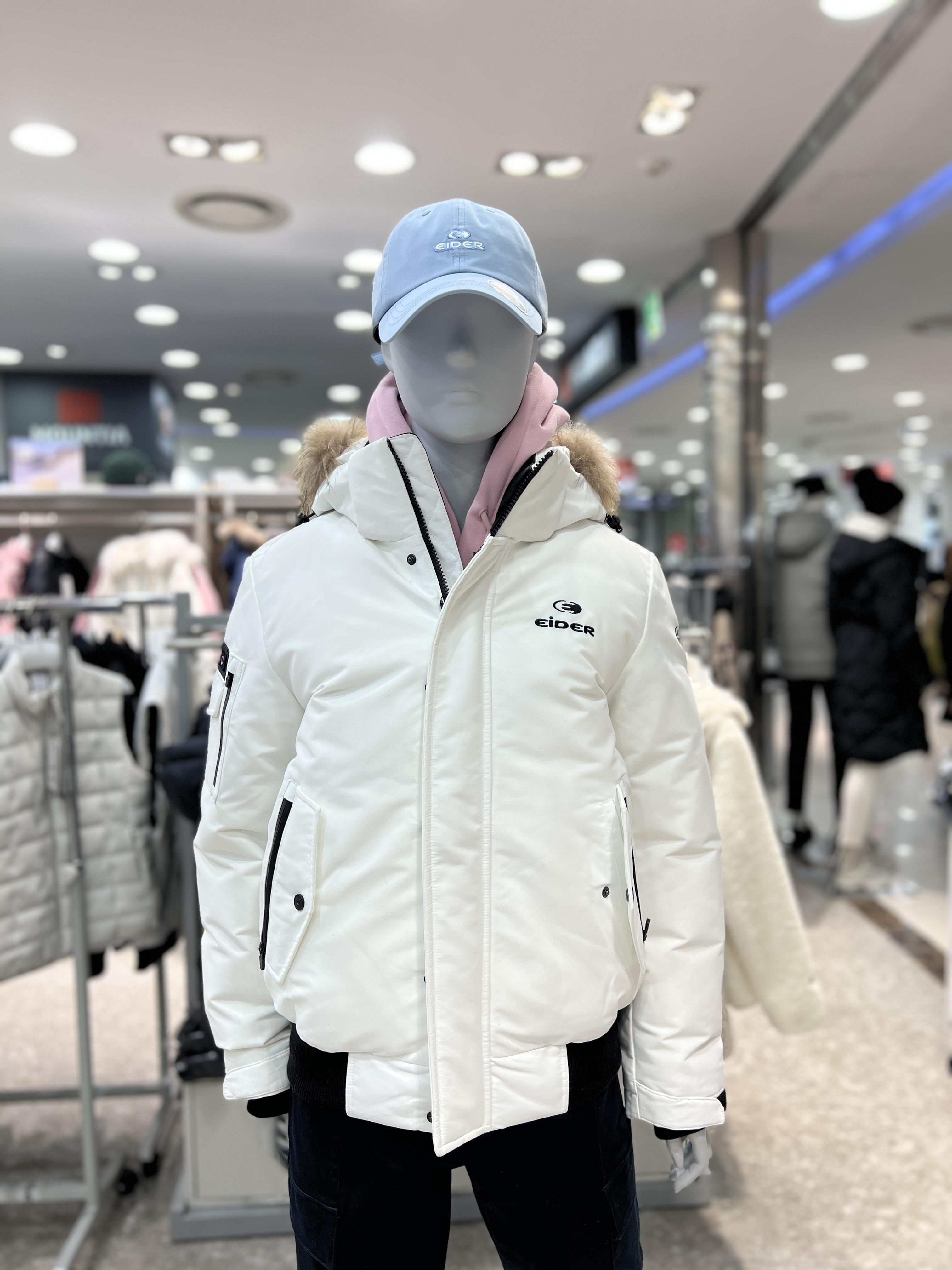 아이더 숏패딩 스투키 UNI 다운 점퍼 구스다운 거위털패딩 UW22551 - 상세 이미지 2