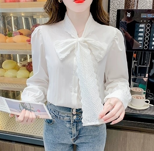 여자여자몰 펀칭레이스 왕리본 바스락 코튼블라우스 긴팔 레이어드블라우스 페미닌 이미지 4