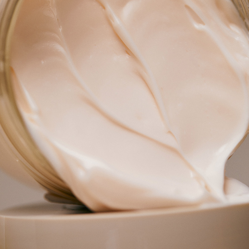 아로마티카 멜로우니스 오일 인 바디크림 매그놀리아 & 샌달우드 200G