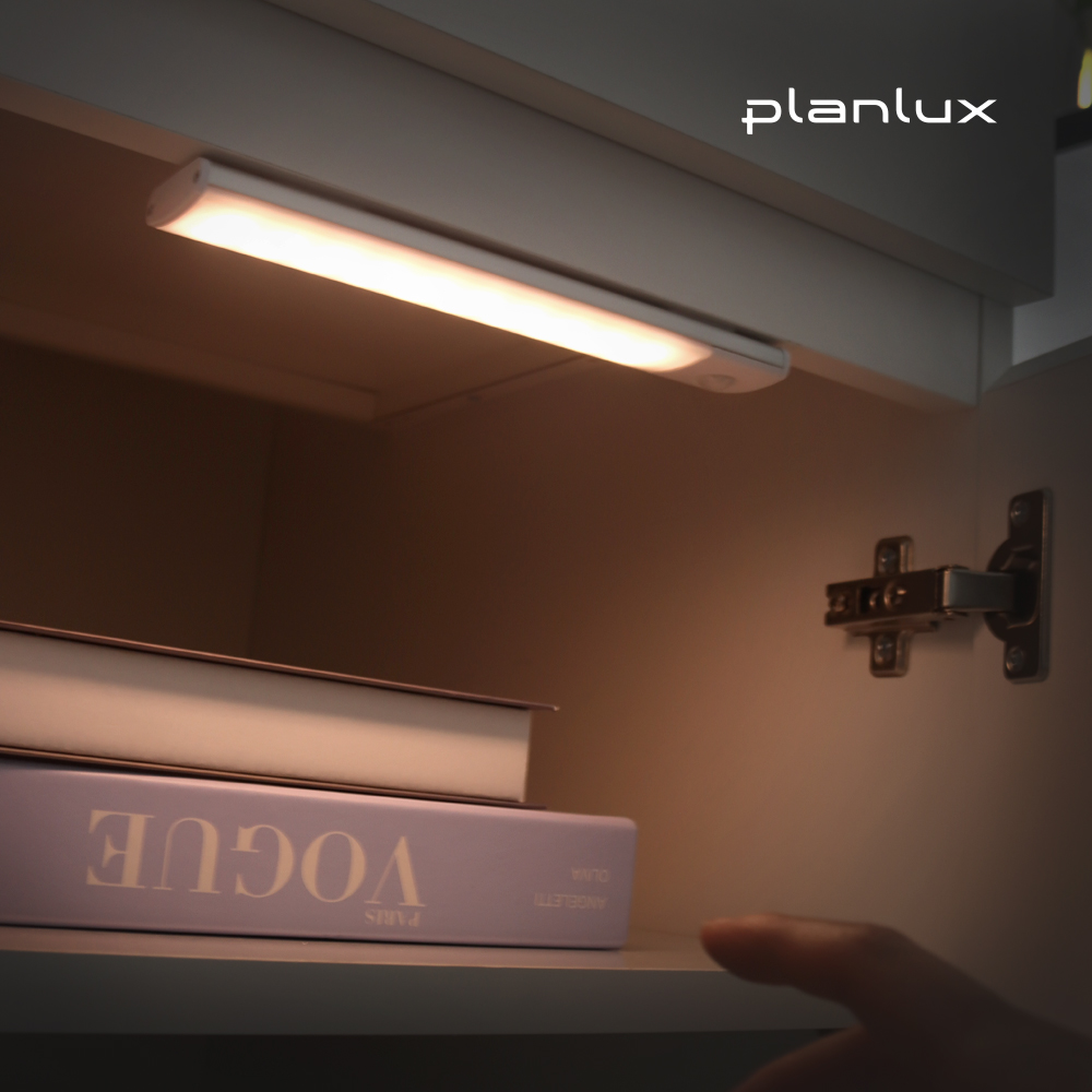 플랜룩스 LED 무선 센서등 충전식 조명 20cm 계단 건전지 필요없는 현관등