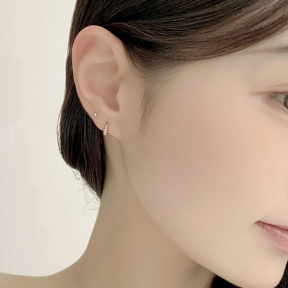 14k 몬트 꼬임 원터치 링 귀걸이 - 상세 이미지 2