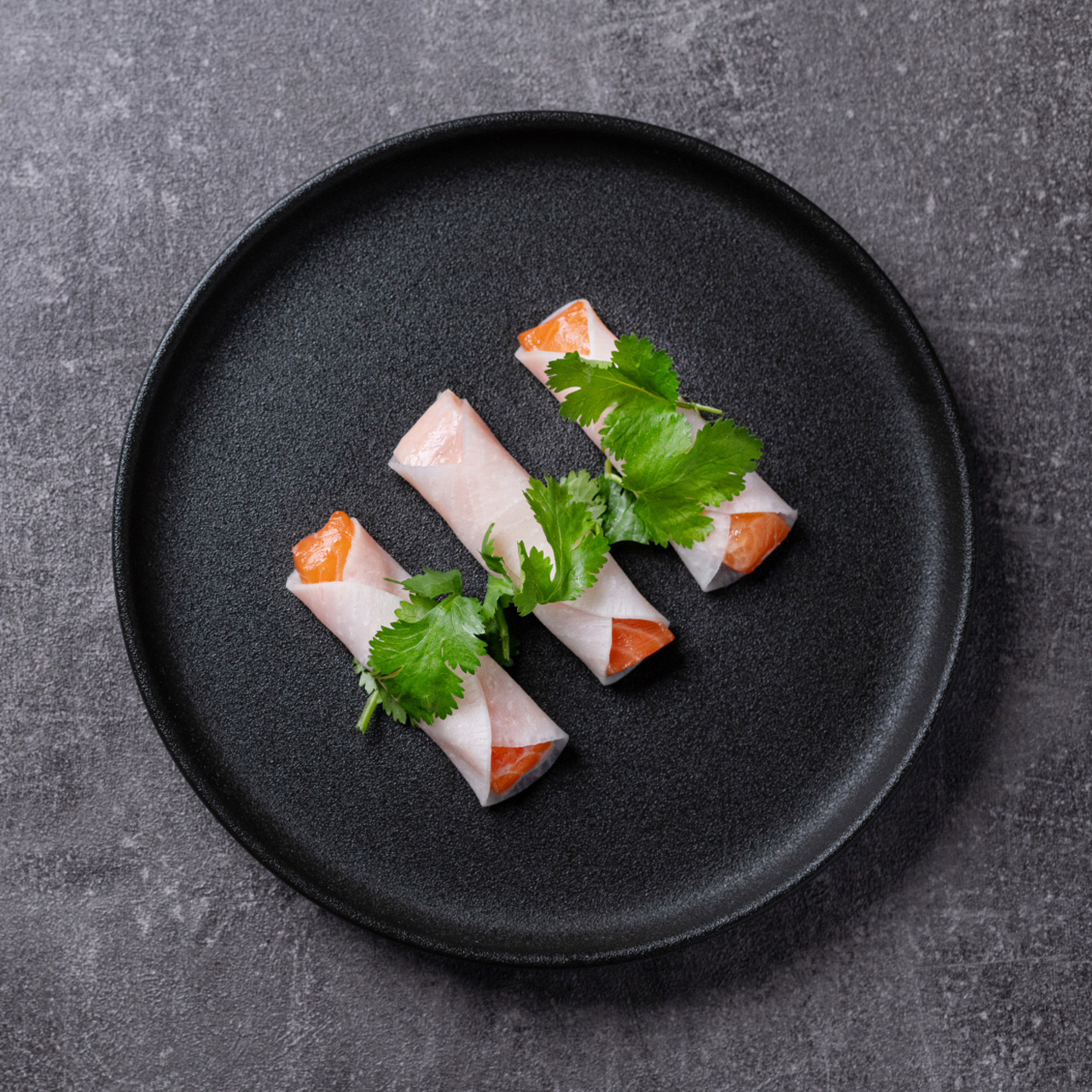 SELBY 매트블랙 금테X 엣지 원형 스테이크 접시 25cm