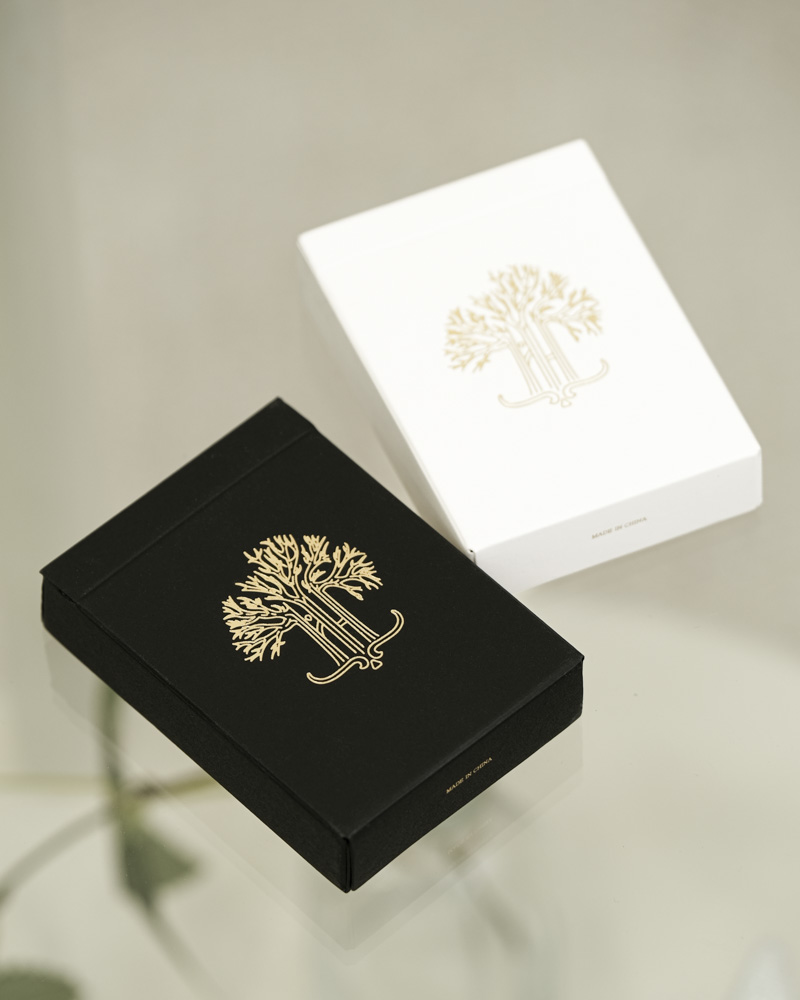 플레잉카드] 필트레 메탈릭 카드 블랙&화이트 - 니키아티브