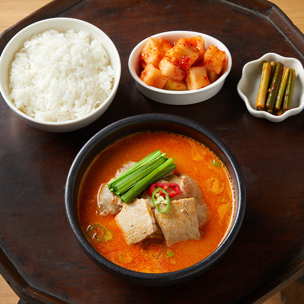 동백국밥 부산 매운 실비국밥 600g 한돈 밀키트 극강의 매운맛 - 상세 이미지 2