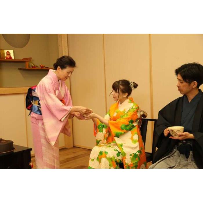 일본 도쿄: 차와 과자가 있는 일본 다도 워크숍 - 상세 이미지 3
