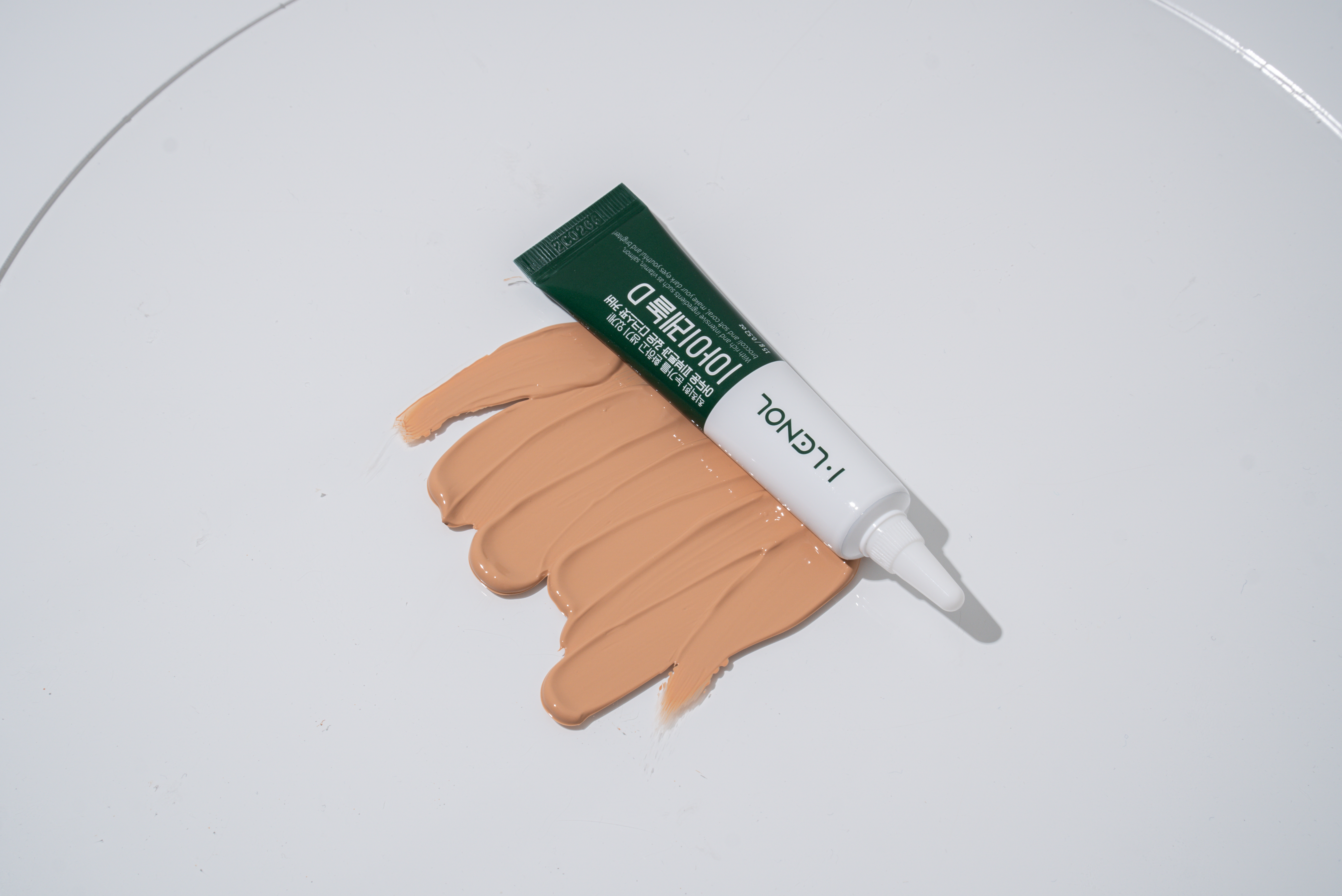 아이레놀 다크서클 크림 D 15g  [23호이상권장/커버력집중] 이미지 3