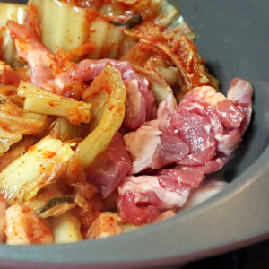 풍진축산 한돈 냉장 앞다리살 돼지전지 찌개용 300g 맛있게 먹은 솔직 후기 - 상품 이미지 4