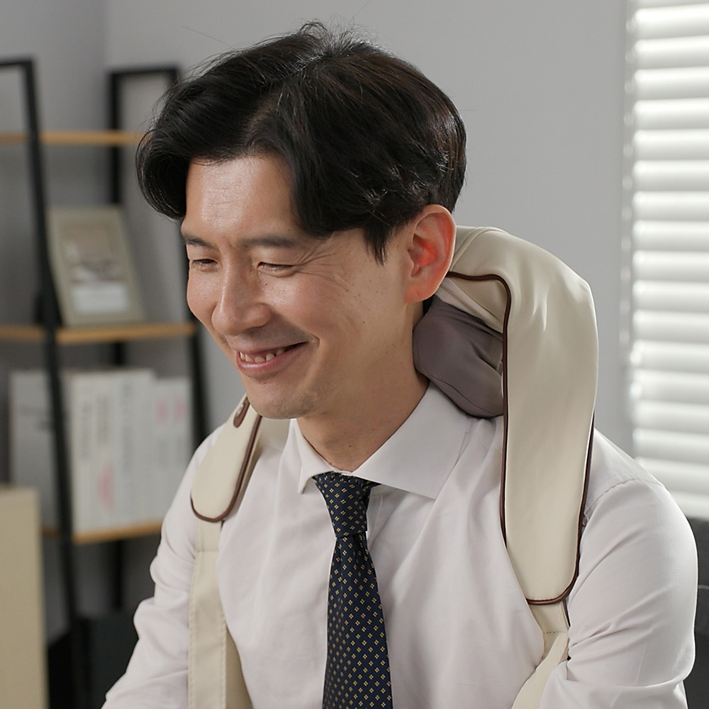 효자약손 4D 어깨마사지기 무선 안마기 목마사지기 류규혁 승모근 마사지기계 - 상세 이미지 2