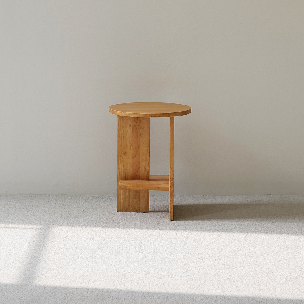 자야캠핑 오울루 2단 원형 협탁 원목 소파 테이블