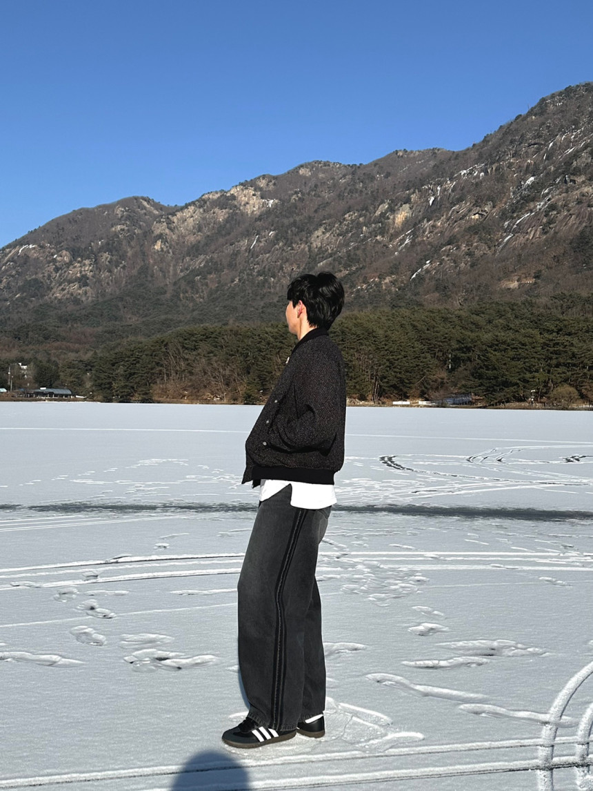 Black_(21)_%ED%8F%AC%ED%86%A0%EC%83%B5