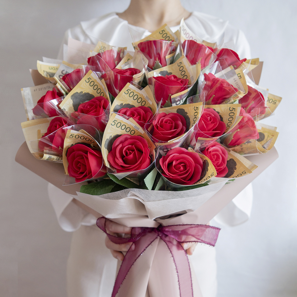 돈꽃다발 장미 카네이션 비누꽃 돈다발 현금 용돈 환갑 칠순꽃다발 부모님 기념일 선물