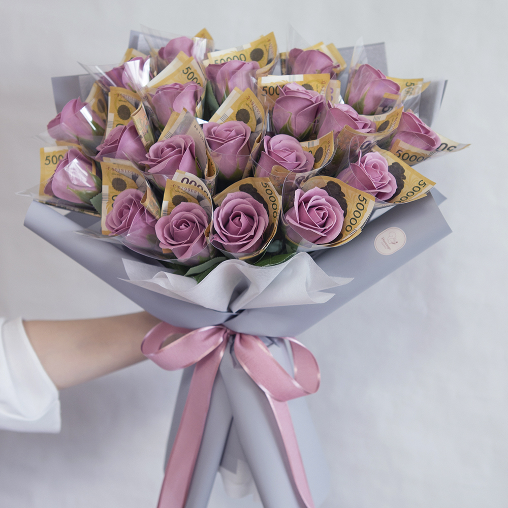 돈꽃다발 장미 카네이션 비누꽃 돈다발 현금 용돈 환갑 칠순꽃다발 부모님 기념일 선물