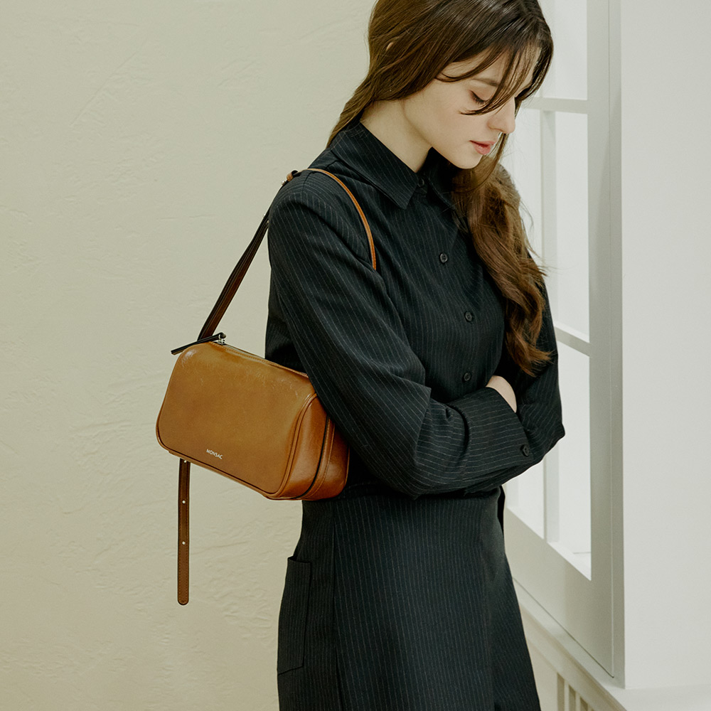 몽삭 클레어 숄더&크로스백 미디움 탄 AP15-2315-TN