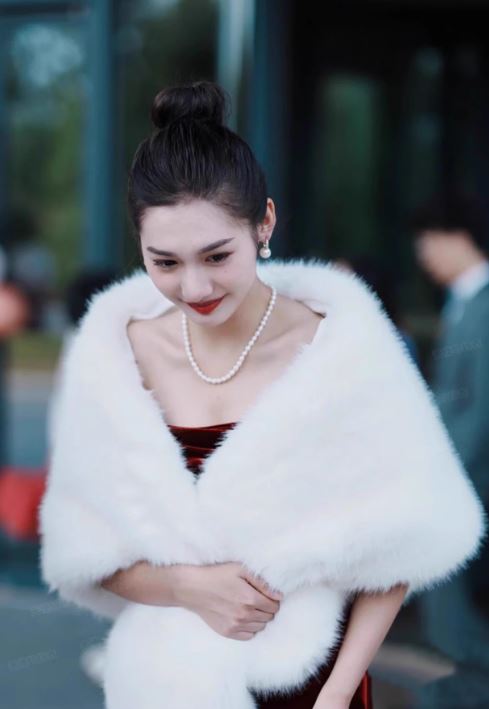 웨딩드레스 촬영 털망토 케이프 숄 볼레로 악세사리 퍼가디건 이미지 3