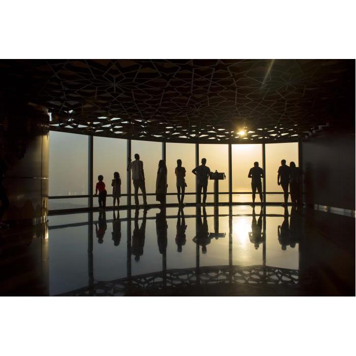 아랍에미리트 두바이 부르즈 할리파: 라운지 152, 153, 154층 이미지 3