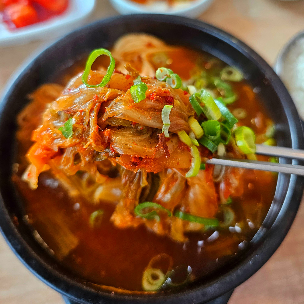 얼큰 우거지갈비탕 600g 육개장보다 진한 속풀이 해장국 이미지 7