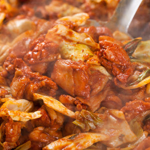 집에서먹자 춘천 닭갈비 국내산 양념 닭다리 살 닭갈비 캠핑요리 순살 50... 맛있게 먹은 솔직 후기 - 상품 이미지 4