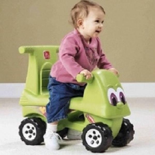 3살 2살 조카 선물 타는 자동차 장난감 아기 실내 자동차