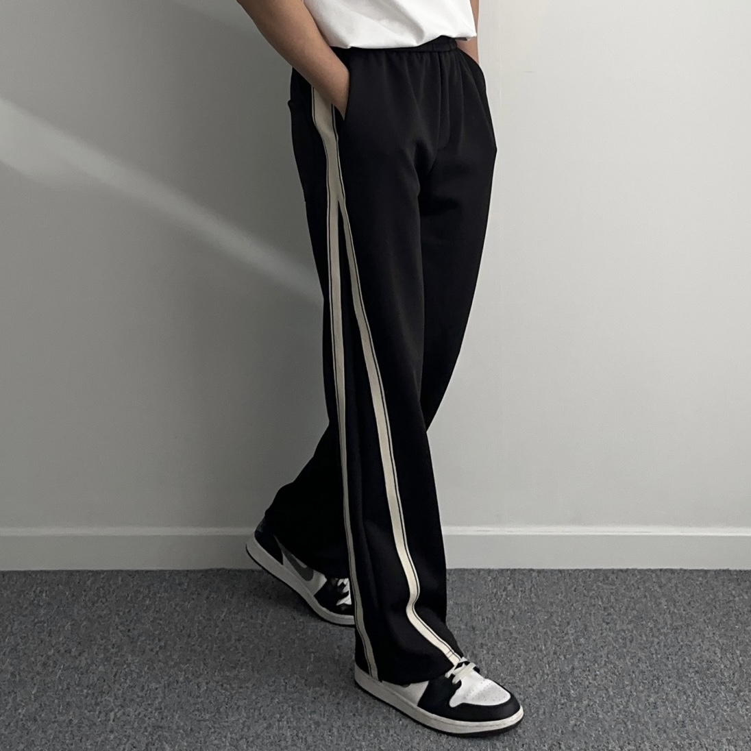 테슬팬츠 남자와이드트레이닝팬츠 남자통바지 - 상품 이미지