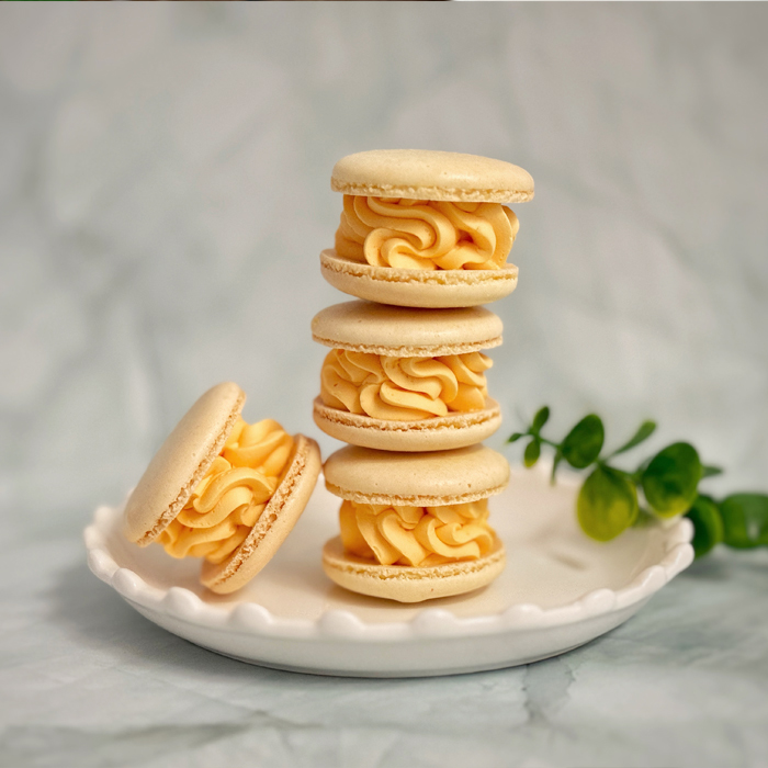 아이엔맘 무색소 수제 마카롱 황치즈 마카롱 - 상품 이미지