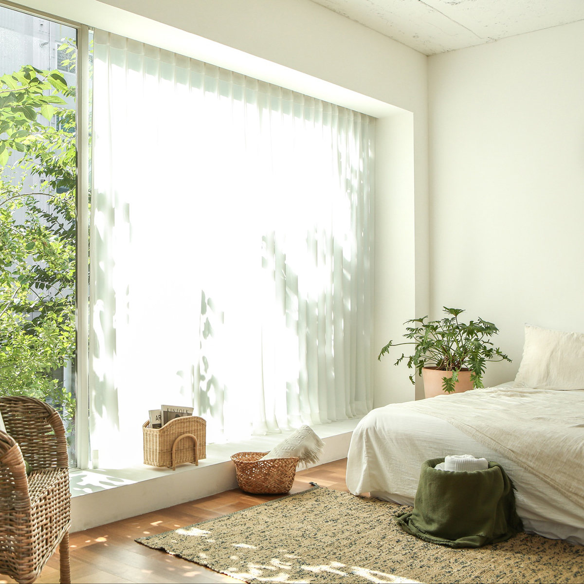 아르일랑 쉬폰 차르르 커튼 거실 안방 커텐 1cm 나비주름 금속핀 기본 도톰쉬폰 화이트