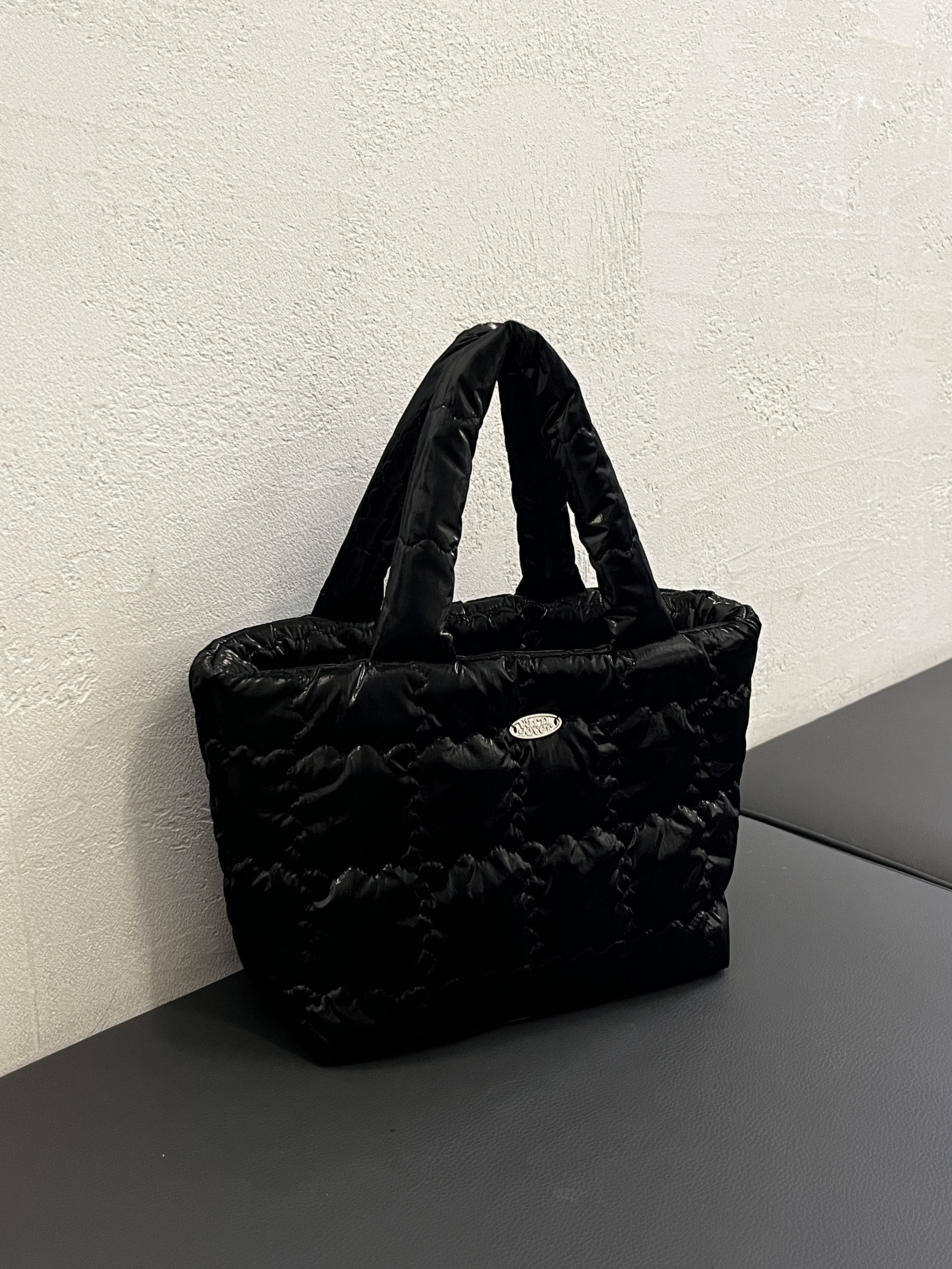 https://shop-phinf.pstatic.net/20240125_182/1706192576615bS4rn_JPEG/107328410374896048_2056124532.jpg