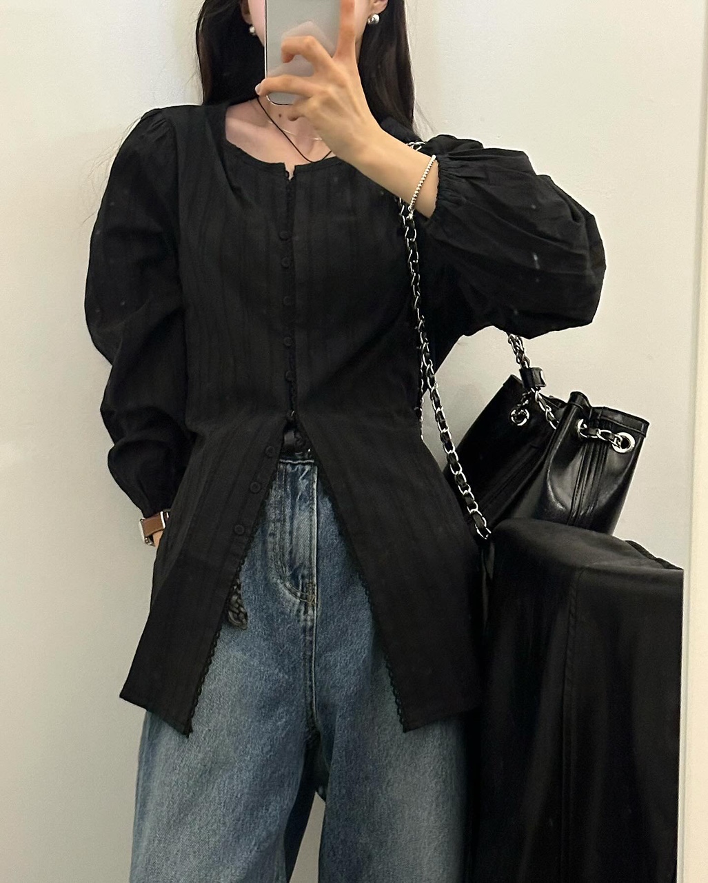 네벨 여성 라운드 노카라 셔링 퍼프 레이스 리본 하프 블라우스 이미지